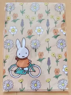 ミッフィーzakka フェスタ　2022 A5クリアファイル　ミルクティブラウン