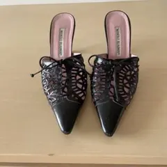 マノロブラニック ミュール