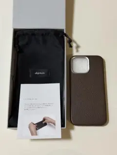 objcts.io iPhone16ProMax ダークブラウン