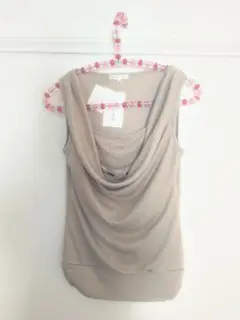 GLACIER ベージュ ドレープタンクトップ M