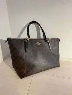 【美品!】【即購入可】 COACH トートバッグ シグネチャー柄