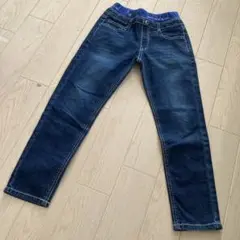 Item thumbnail for item a36e9849-11c5-40ca-aaab-267e5947d4c1