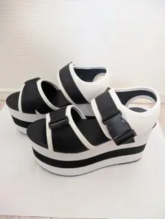 【値下】Mafmof(マフモフ) ダブルストラップ 厚底 スポーツサンダル