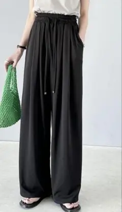 ギャザーワイドストレートイージーパンツ Lサイズ