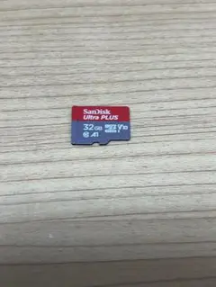 SanDisk Ultra PLUS microSD 32GB