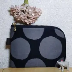 Item thumbnail for item 0a7b8e38-8a0a-4243-8109-a63e00644811