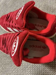 adidas スエード スニーカー レッド