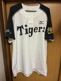 阪神タイガース　ピステ　ユニフォーム　M-Lサイズ　オフィシャル　ミズノ