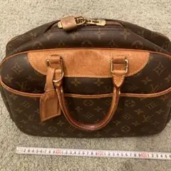 Louis VUITTONルイヴィトン LVドーヴィル モノグラム ハンドバッグ
