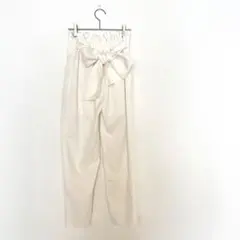フォーエブリー レディース パンツ ハイウエスト スラックス リボン 白 タグ付
