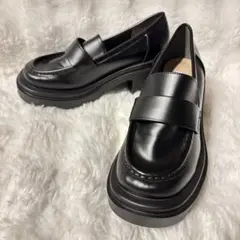 美品　未使用　EVOL 黒ローファー厚底デザイン　Mサイズ