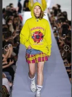 VETEMENTS CARTOON HOODIE