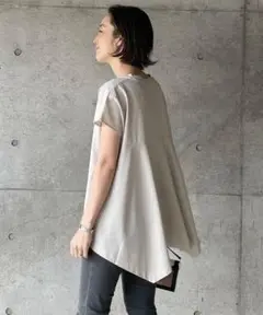 UNFILO アンフィーロ　 接触冷感 マイビューティー　バックフレアＴシャツM
