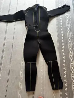 黒色フルスーツ 膝パッド付き