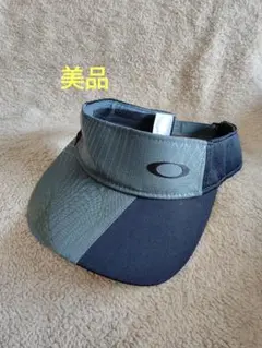 美品　Oakley　オークリー　サンバイザー　黒　グレー　キャップ　バイザー