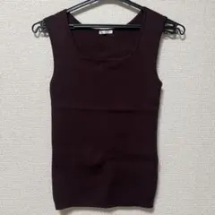 GU リブニットスクエアネックタンクトップ
