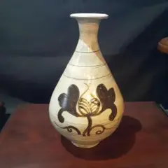 中里重利　絵刷毛目徳利　手書き鶏龍山　中里太郎右衛門 木箱付き 中里重利 絵刷毛目徳利 手書き鶏龍山 中里太郎右衛門 木箱付き