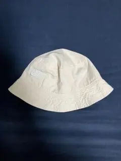 Nike バケットハット ベージュ