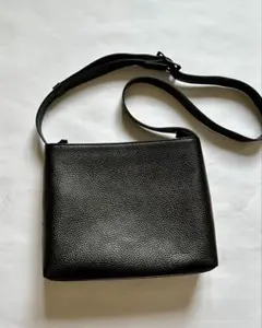 ハッシュタグ　　　　　　　　　　　ブラックレザーショルダーバッグ
