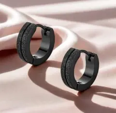 ♥️売れてます♥️ブラック　レディース　ピアス　フープ　シンプル　アクセサリー