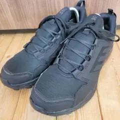 350 ブラック スニーカー