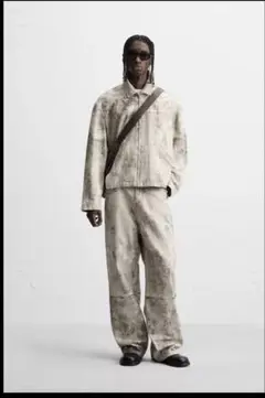 完売品‼️ZARA アブストラクト柄パンツ