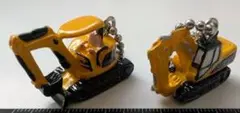 ミニチュア重機ストラップ　2個セット