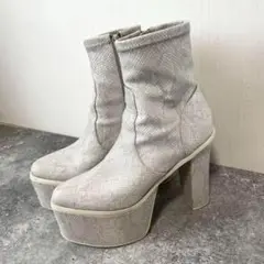 Item thumbnail for item a37572c6-4b38-4950-830a-a46b1643bd84