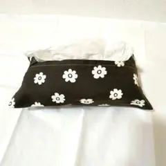3120】ハンドメイド★くすみブラック地に小花柄★ソフトティッシュカバー