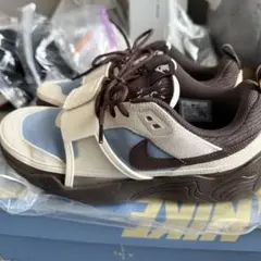 nike zoom field jaxx 27cm