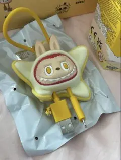 POPMART STARFISH iPhone Lightningケーブル