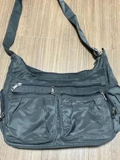 グレー ナイロン ショルダーバッグ