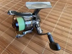 美品 Daiwa トーナメントiso Z 2500LBD