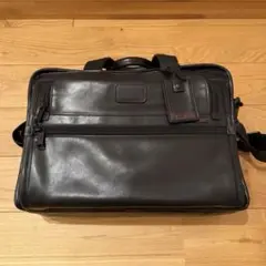 Item thumbnail for item 5be78b21-d855-4be2-8195-981877c4d24b