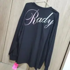 Rady 長袖Tシャツ ロゴ入り刺繍