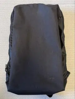 TAKEO KIKUCHI ビジネスリュック　薄型