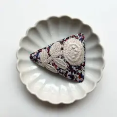 ハンドメイド　パッチンピン　no.46 ミナペルホネン