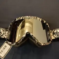 新品♪ VOLCOMゴーグルFOOTPRINTS ミラーレンズ ジャパンフィット