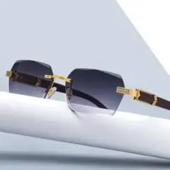 Item thumbnail for item a93d214f-ce99-4cbb-b070-30f4d69157c9