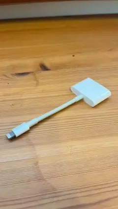 純正　Lightning HDMI　変換ディスプレイアダプタ