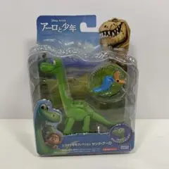 ディズニー ピクサー　アーロと少年　 にぎやか恐竜コレクション　セット Amazon.co.jp: ディズニー アーロと少年 にぎやか恐竜