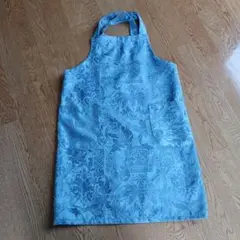 ブルーのエプロン