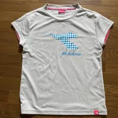 DIADORA