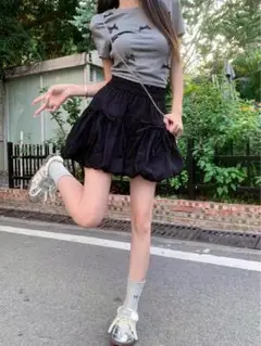 春夏のミニスカート!リボン付きで可愛い女子会やデートにぴったり