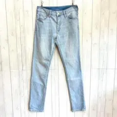 Item thumbnail for item 4c422032-0bf5-4d62-a51b-6a4f9fbda208