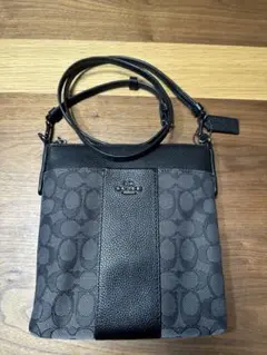 COACH(コーチ)ショルダーバック