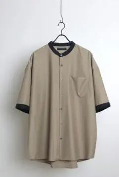 Confirm / コンファーム TRバンドカラービッグクレリック半袖シャツ