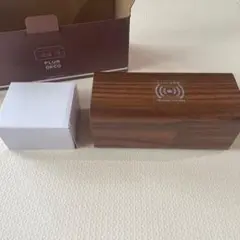 新品未使用　木目調 ワイヤレス充電 置時計