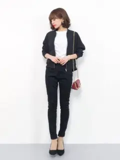 Item thumbnail for item 3fd99555-de03-4b7a-bcbf-ea923d7e387a