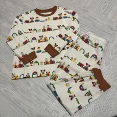 ユニクロ　110cmパジャマ